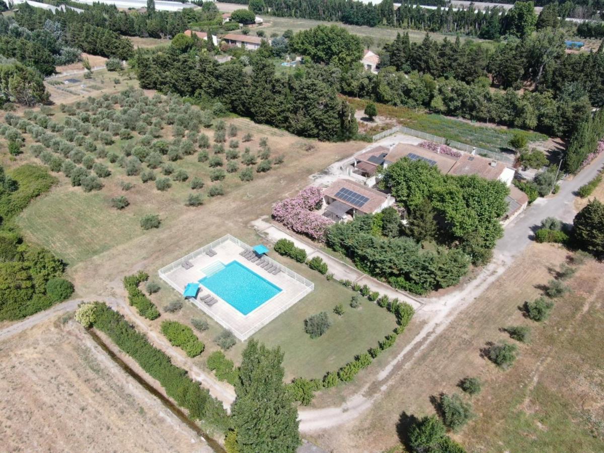 Les Gites Du Mas Canillac Châteaurenard Exteriér fotografie