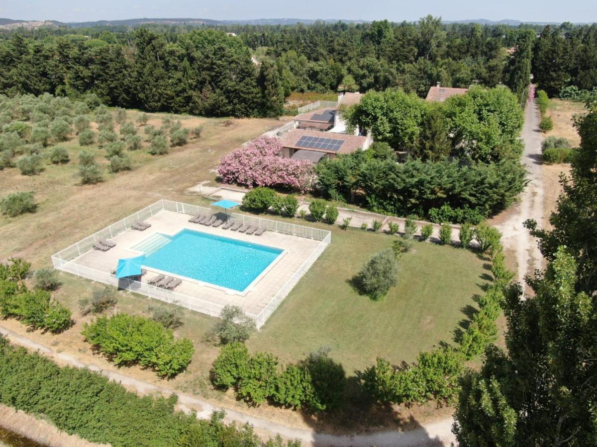 Les Gites Du Mas Canillac Châteaurenard Exteriér fotografie