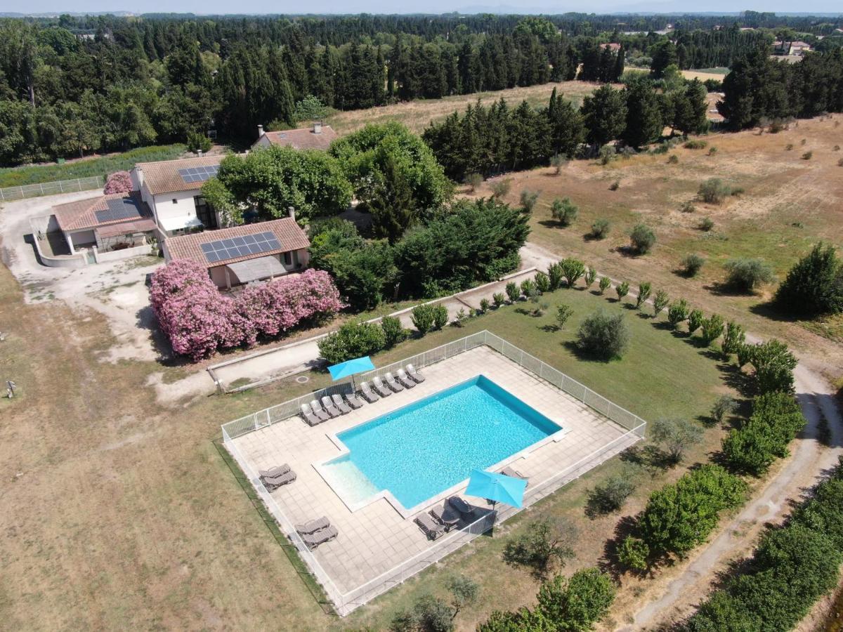 Les Gites Du Mas Canillac Châteaurenard Exteriér fotografie